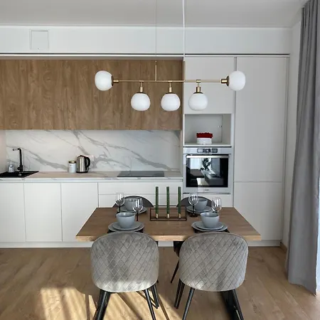 Apartman Ermi Street 2-bedroom With Free Parking *