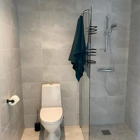 Ermi Street 2-bedroom With Free Parking * Tartu