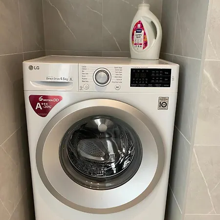 Ermi Street 2-bedroom With Free Parking Apartman *