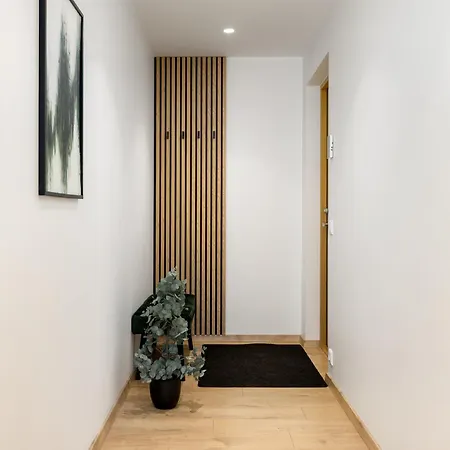 Ermi Street 2-bedroom With Free Parking *